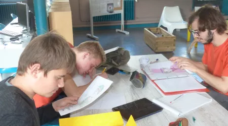 A la découverte des nouveautés du lycée avec le groupe "Atelier Journal" 