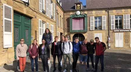 Les élèves de TSTAV au Festival Mondial des Théâtres de marionnettes