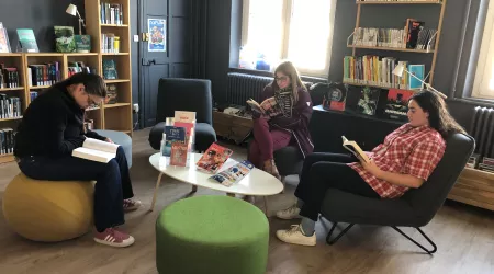 "Silence on lit" au CDI
