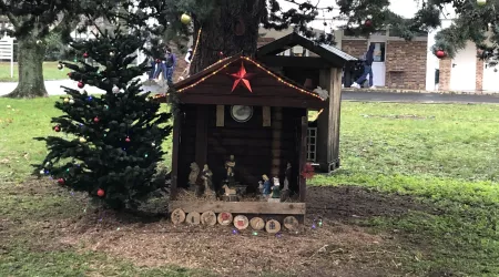 Installation de la crèche...