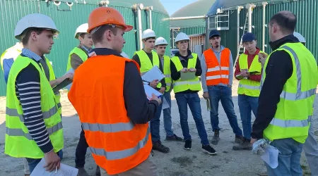 Visite d'un méthaniseur avec les apprentis ACS'AGRI