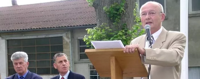 Frère Jean-Louis Goglin et M. Francis Walbaum nous ont tous les deux quitté …
