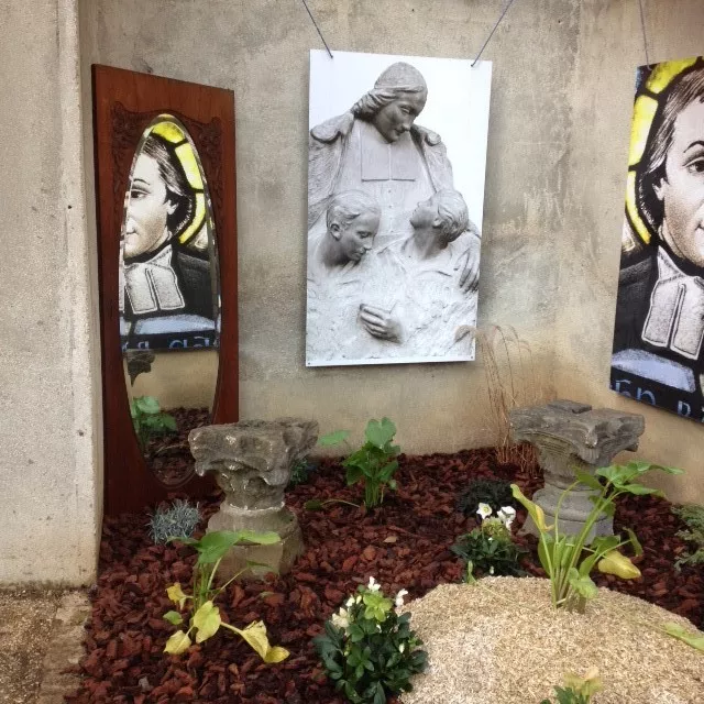 Aménagement de la cour de l'Hôtel de La Salle