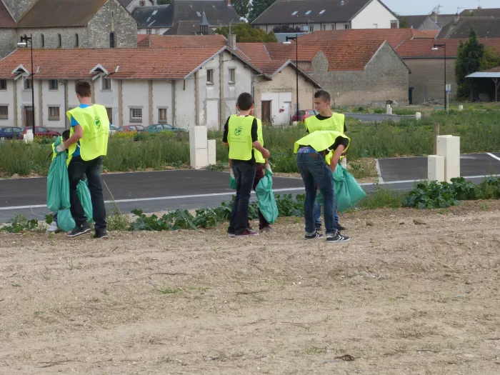 Les élèves de 3ème agissent pour l'environnement...