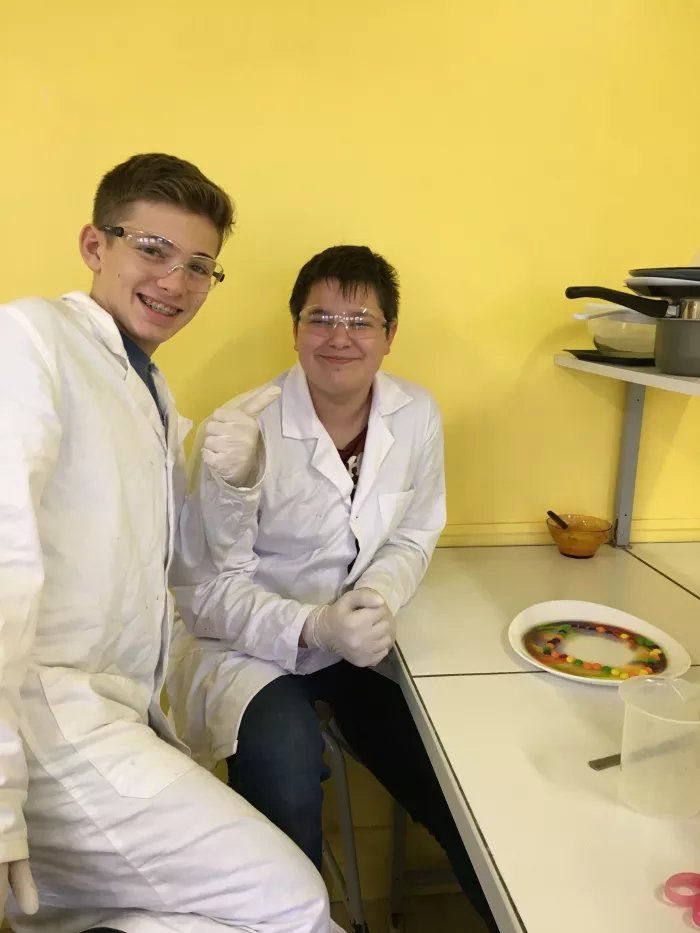 Chimie amusante avec les 4ème/3ème