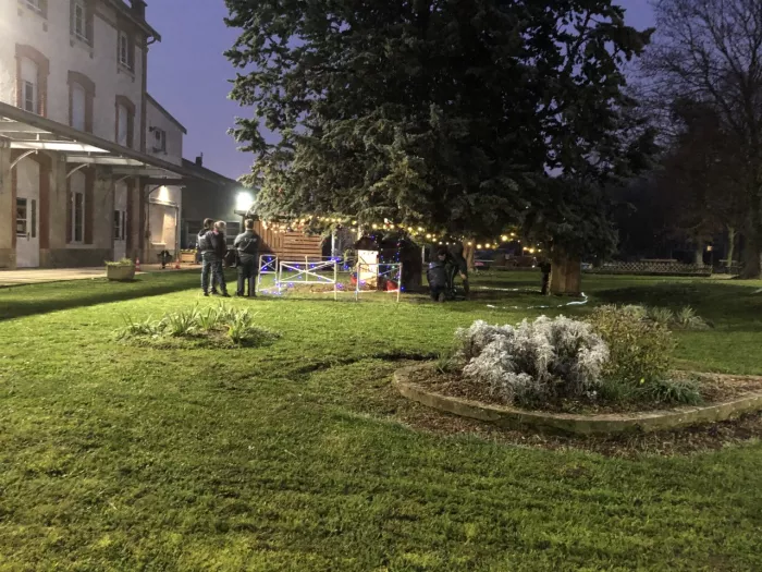 Installation de la crèche...