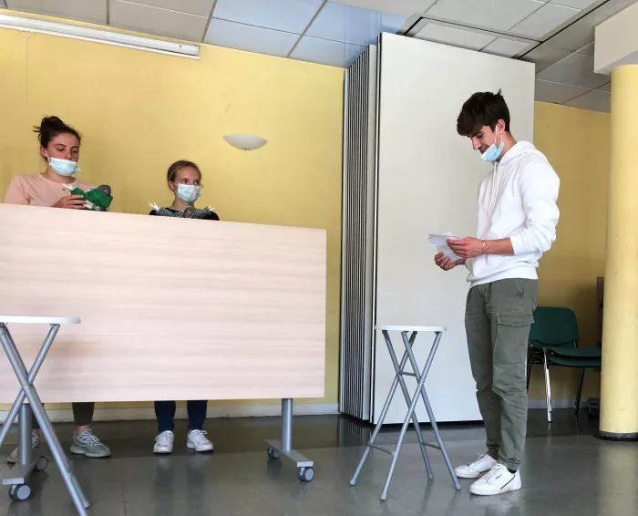 Les élèves de TSTAV au Festival Mondial des Théâtres de marionnettes