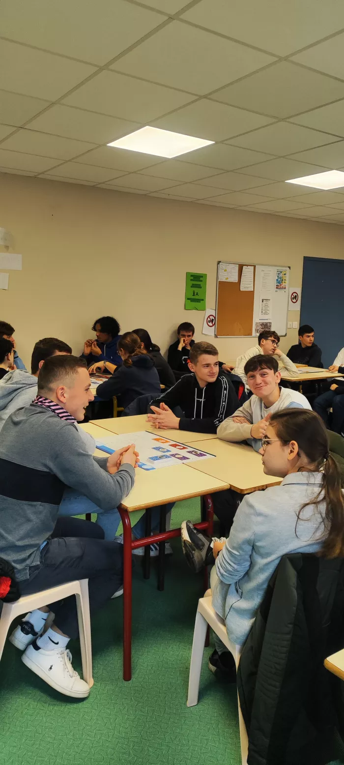 E-xpertic : sensibilisation aux enjeux du numérique avec le CRIJ