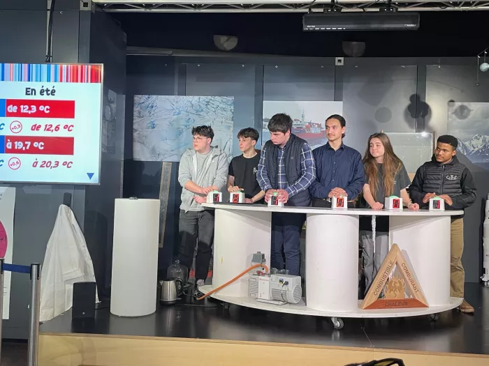 Les élèves de 2nde et 1ère Pro en visite à la Cité des Sciences et de l'Industrie