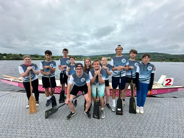 Compétition de Dragon Boat dans le cadre de l'option sport